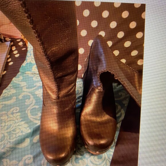 Ugg Boots Size 7 Black Leather - Picture 3 of 15